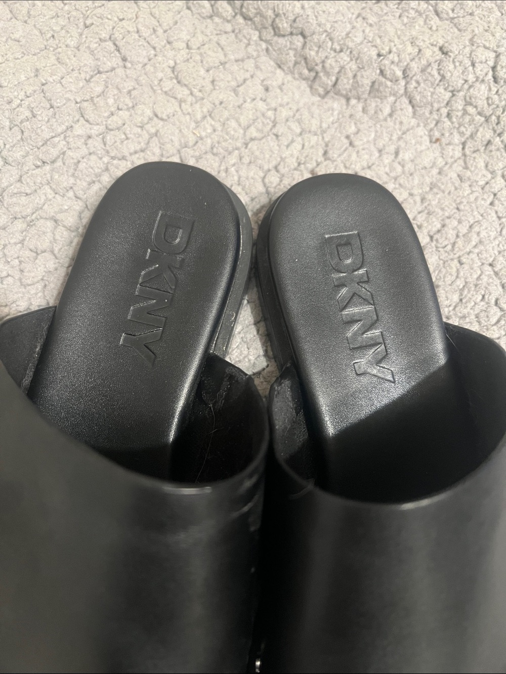 DKNY Black Slip-On Flat Sandals - Picture 2 of 6